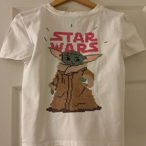 Zara Star Wars White Tshirt with embroidered baby Yoda